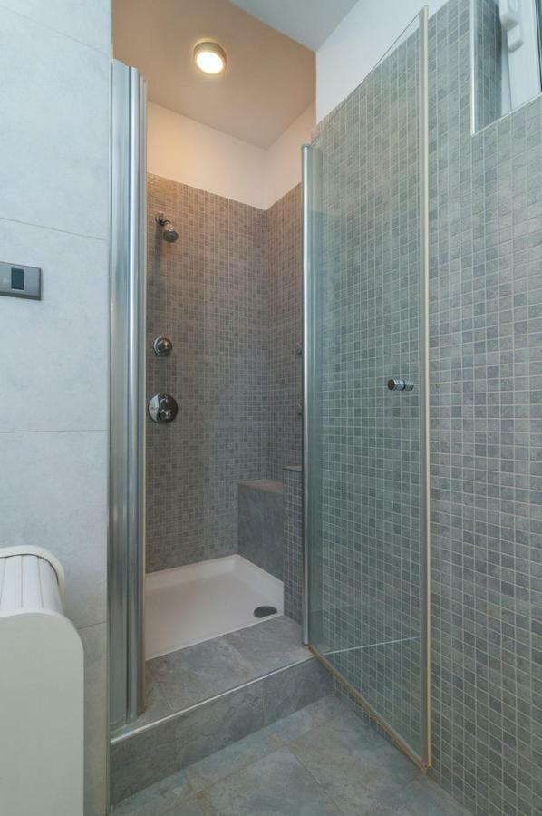 Luxury Rooms 7Heaven Suite Apartment Split Bagian luar foto